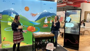 ITB 2025 Austria stand mit Barbara Prodinger